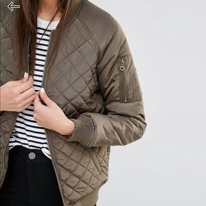 PERFECT CONDITION BOMBER JACKET!!!